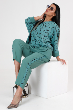 6d078204-f161-4f65-9775-8bc49a2e303e